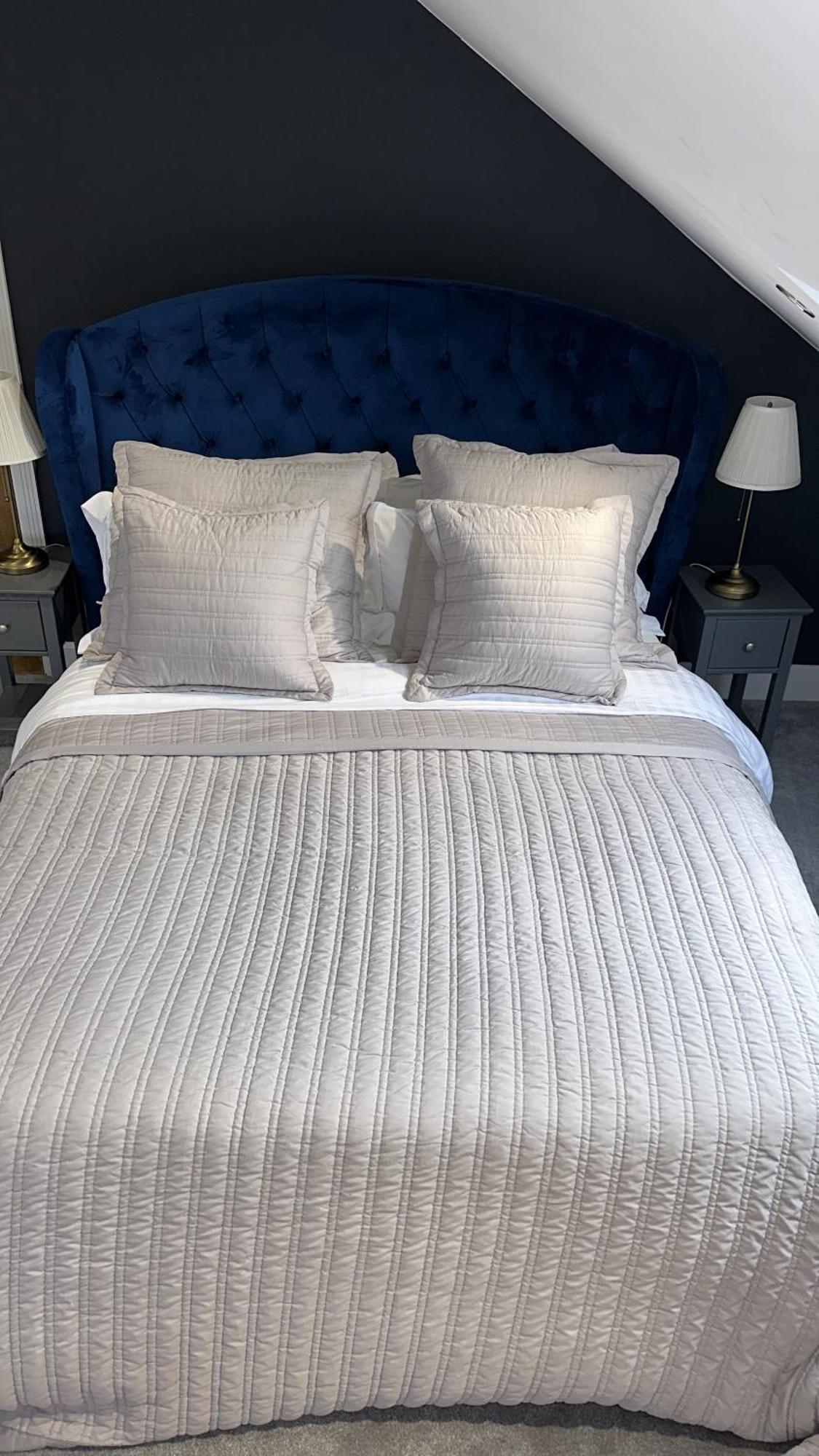 Modern Harrogate House Sleeps 10, Cinema Room & Hot Tub Eksteriør billede