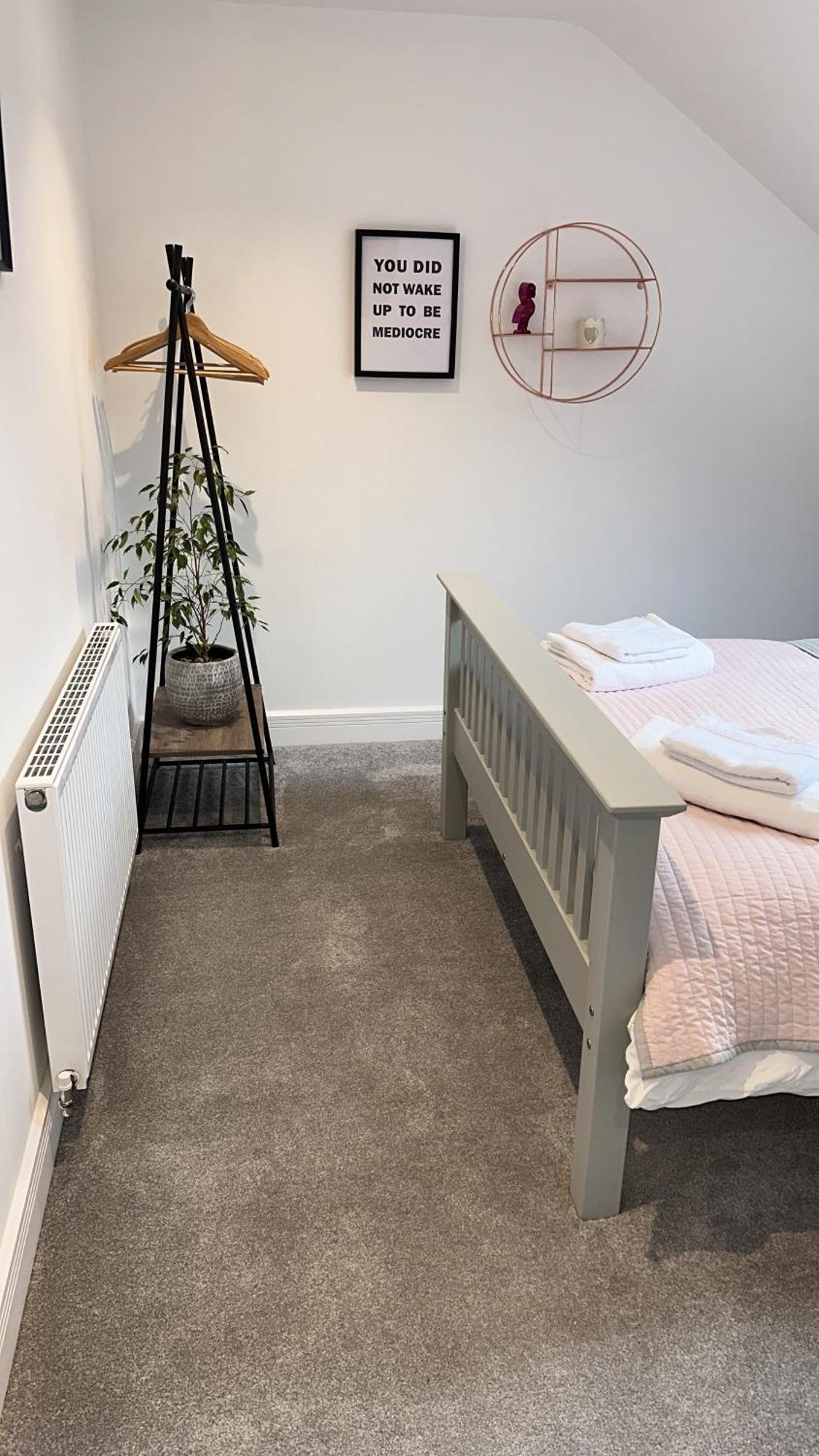 Modern Harrogate House Sleeps 10, Cinema Room & Hot Tub Eksteriør billede