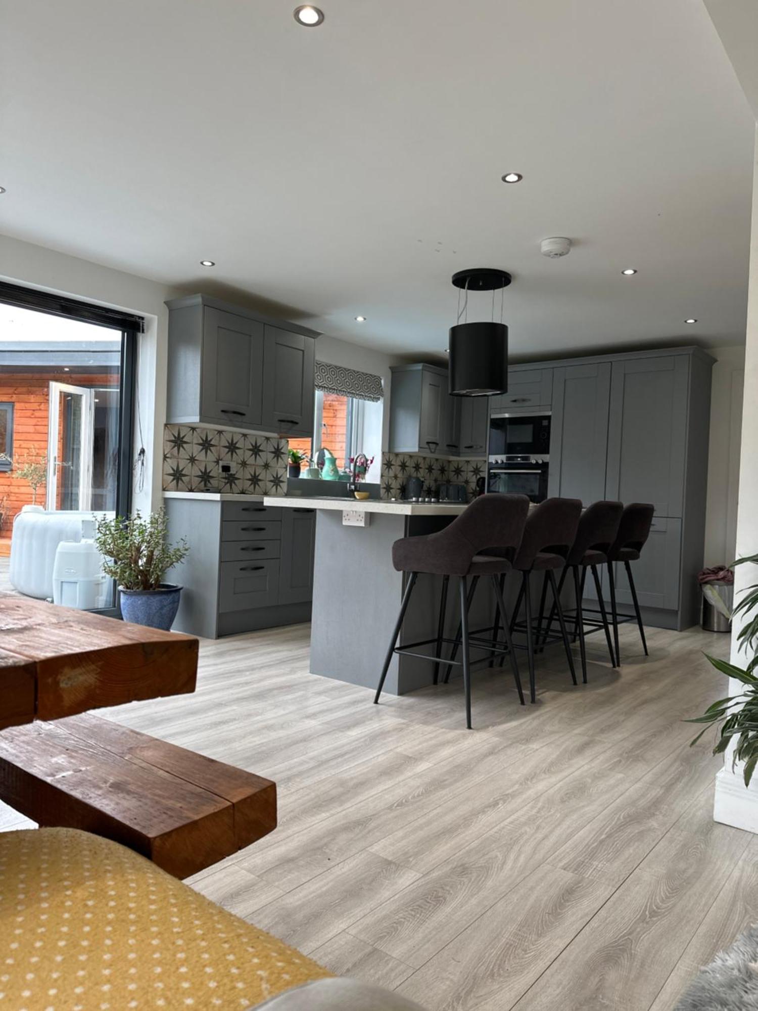 Modern Harrogate House Sleeps 10, Cinema Room & Hot Tub Eksteriør billede